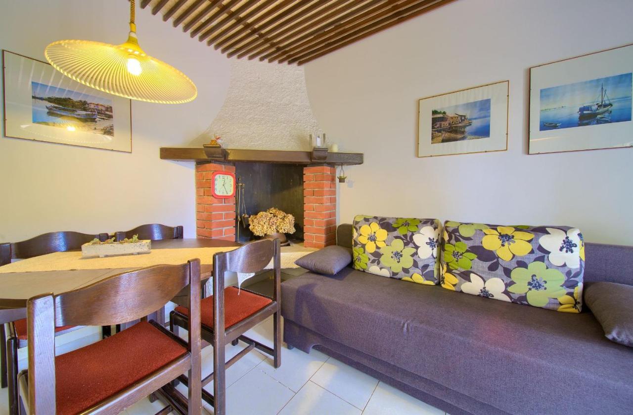 Apartments Dubravka Крк Екстер'єр фото